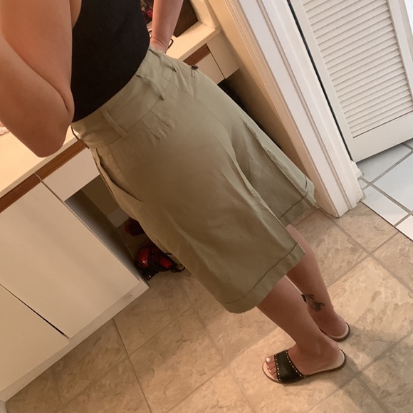 Escada High Waist Vintage Silk Bermuda Shorts Tan size 38 EU - Picture 6 of 17